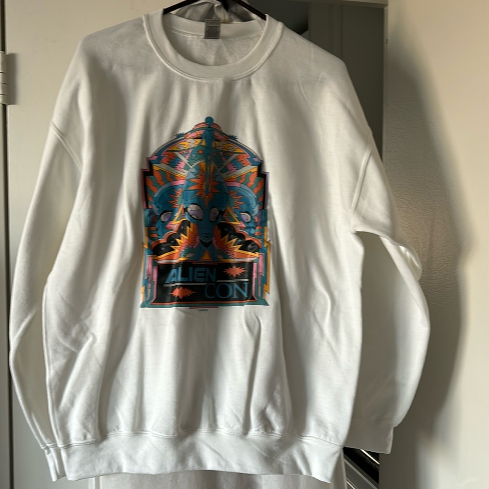 Unisex white AlienCon cool graphic sweatshirt